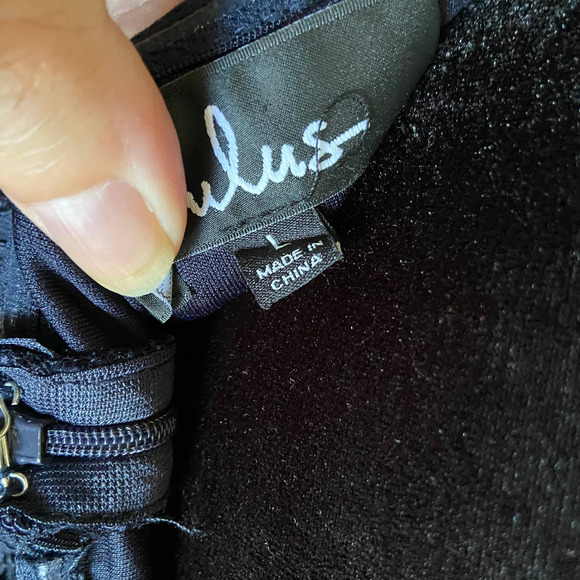 RELISTED - SEE MY NEW LISTINGS!!! - Picture 6 of 7